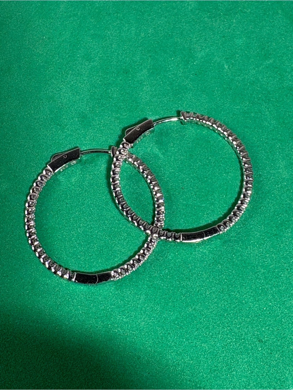 Sterling silver 1” decorative hoop earrings -.925- date night-nightclub—mint